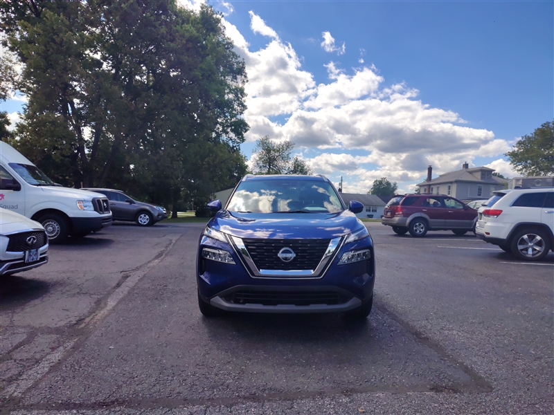2022 Nissan Rogue SV photo 8